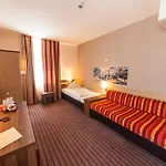 Novina Hotel Tillypark