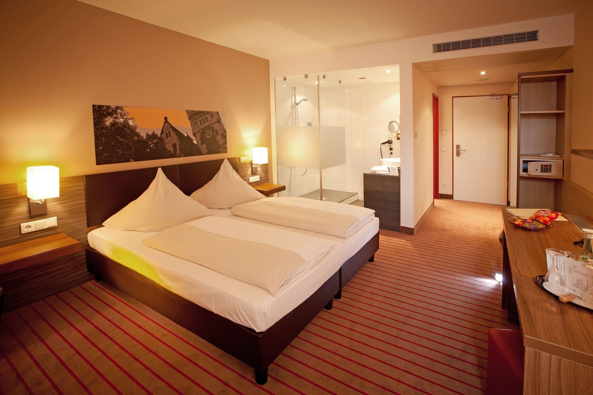 Novina Tillypark 4* Nürnberg