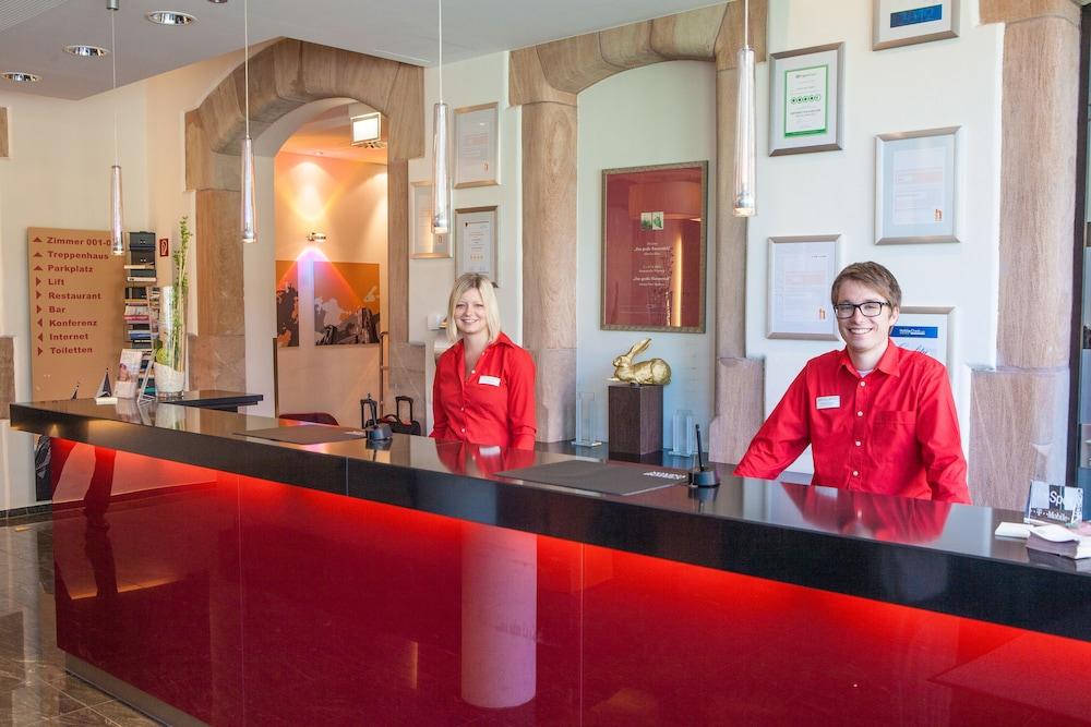 Hotel Novina Tillypark 4*