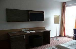 Novina Tillypark 4*