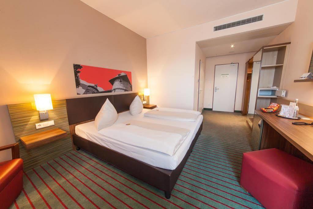Hotel Novina Tillypark Nürnberg