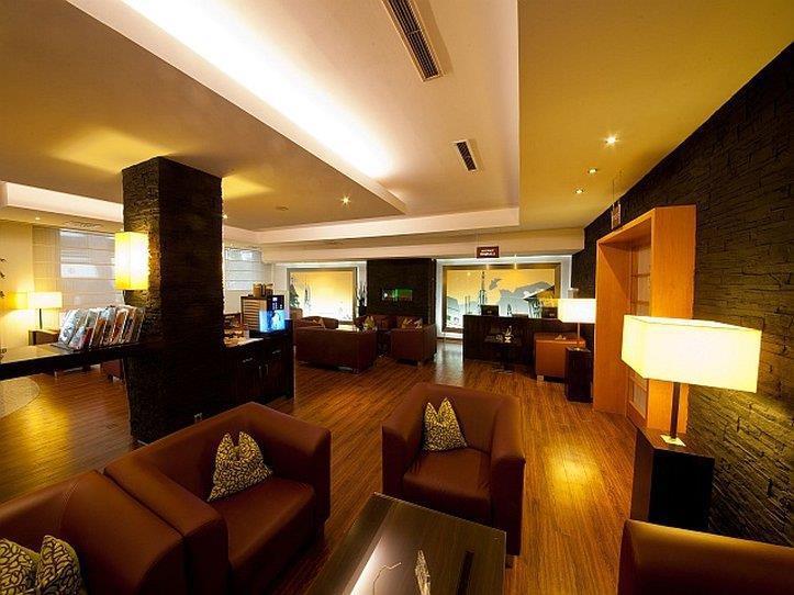 Novina Tillypark Hotel 4*
